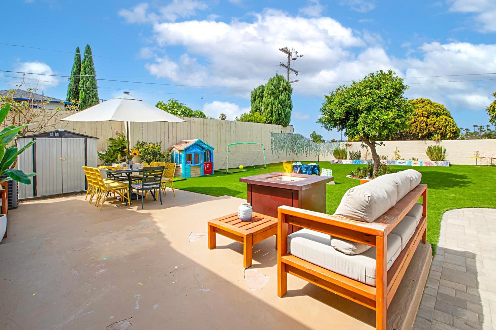 The Gathering Place - Guest Favorite With Huge Yard Holiday home *