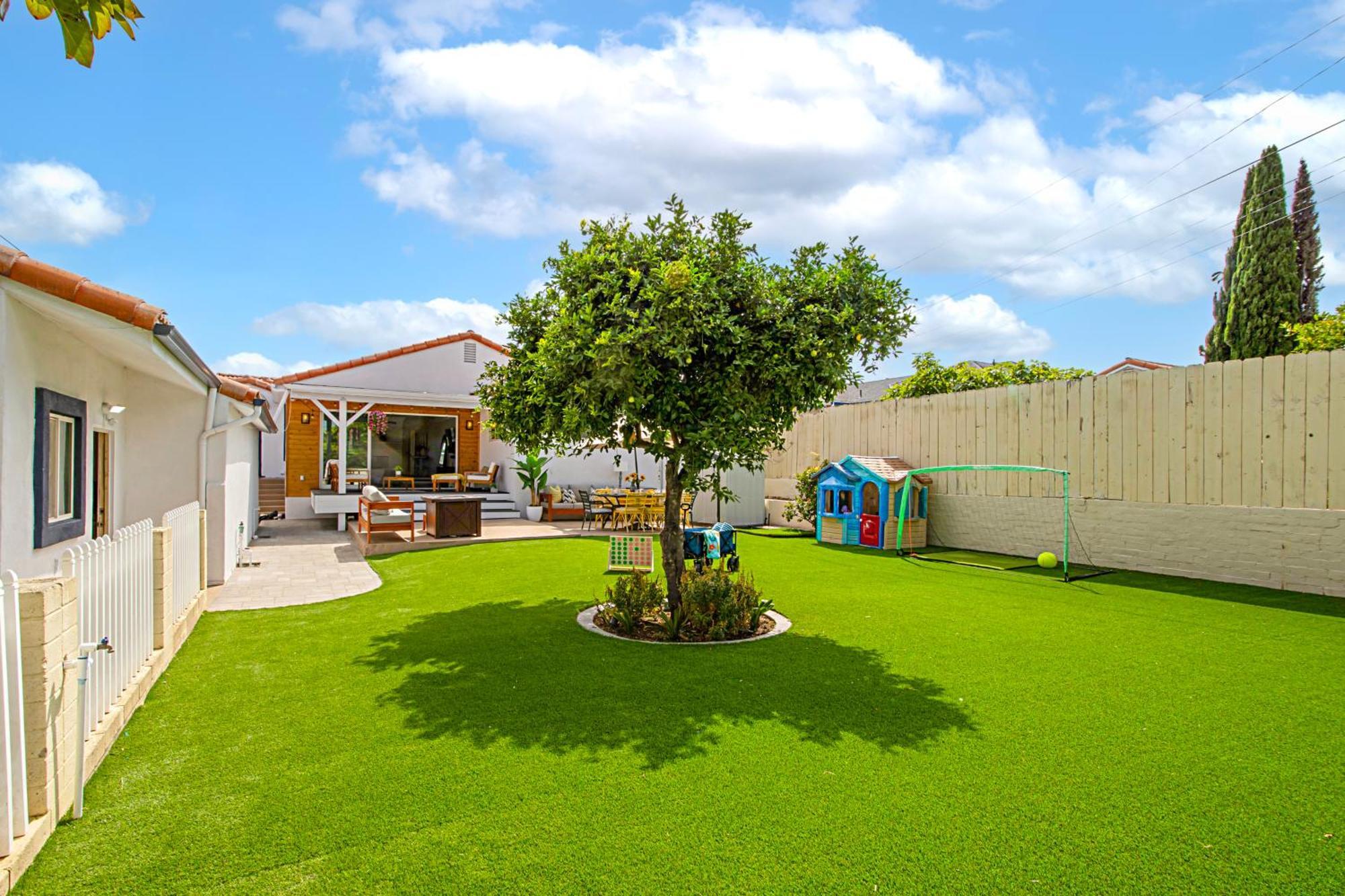 The Gathering Place - Guest Favorite With Huge Yard *